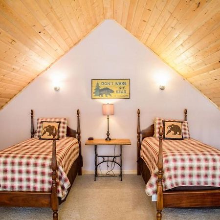 Twin Owls Lodge, Great For Families Master Bedroom, Loft, Full Kitchen, Dogs Ok エステス・パーク エクステリア 写真