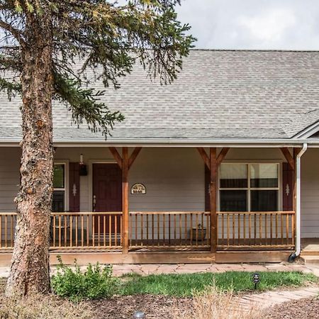 Twin Owls Lodge, Great For Families Master Bedroom, Loft, Full Kitchen, Dogs Ok エステス・パーク エクステリア 写真
