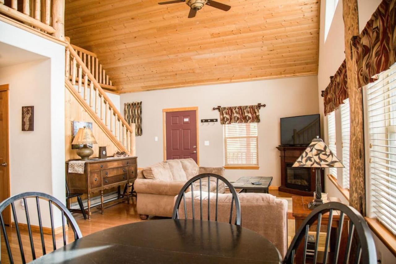 Twin Owls Lodge, Great For Families Master Bedroom, Loft, Full Kitchen, Dogs Ok エステス・パーク エクステリア 写真