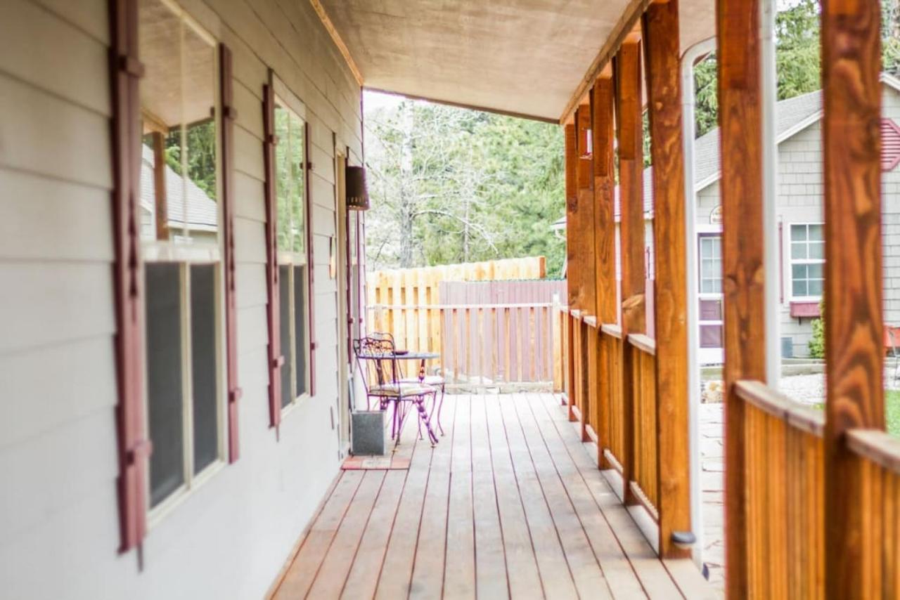 Twin Owls Lodge, Great For Families Master Bedroom, Loft, Full Kitchen, Dogs Ok エステス・パーク エクステリア 写真